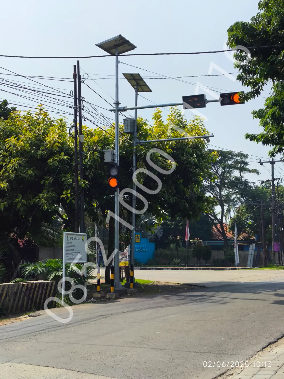 Tiang Lampu Traffic / Warning Light Solar Cell Oktagonal Overhead Hot dip
