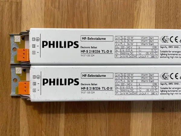 Philips HF-S 218/236 TL-D 220-240V