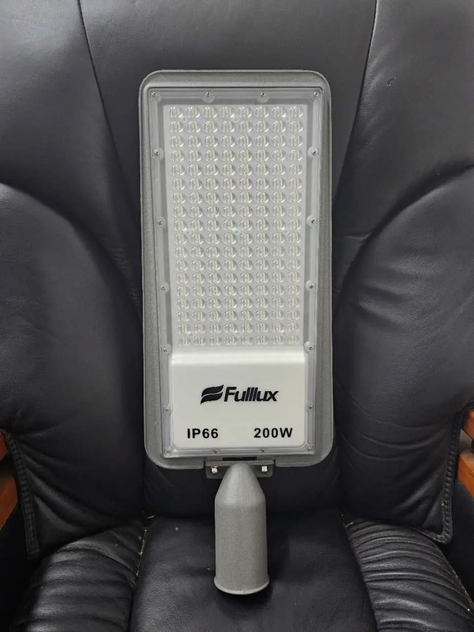 Lampu jalan PJU Street Light 50W 100W 150W Fullux